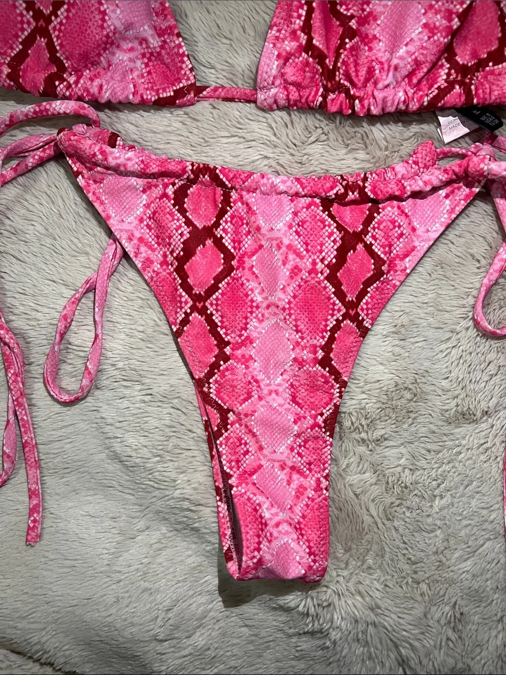 PrettyLittleThing Pink Patterned Triangle Bikini Top